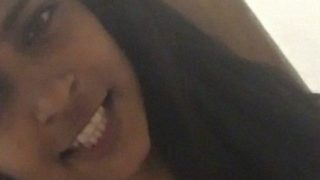 Kekasih Desi yang Menggila, Membuat Video Bugil Sambil Menduduki Pacarnya