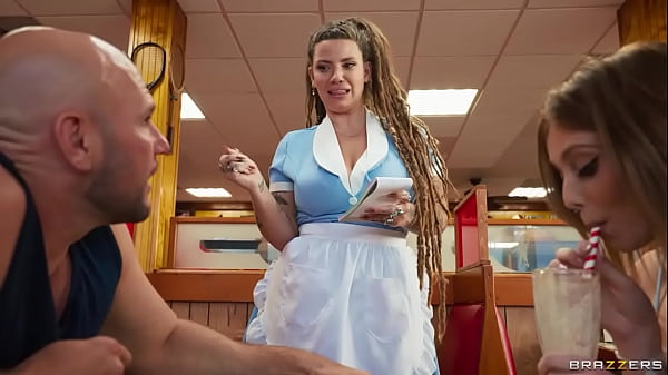 Diner Vaginer Lucy Foxx dan Indica Flower / Brazzers / Masukkan kode XVPROMO di situs resmi untuk diskon panas