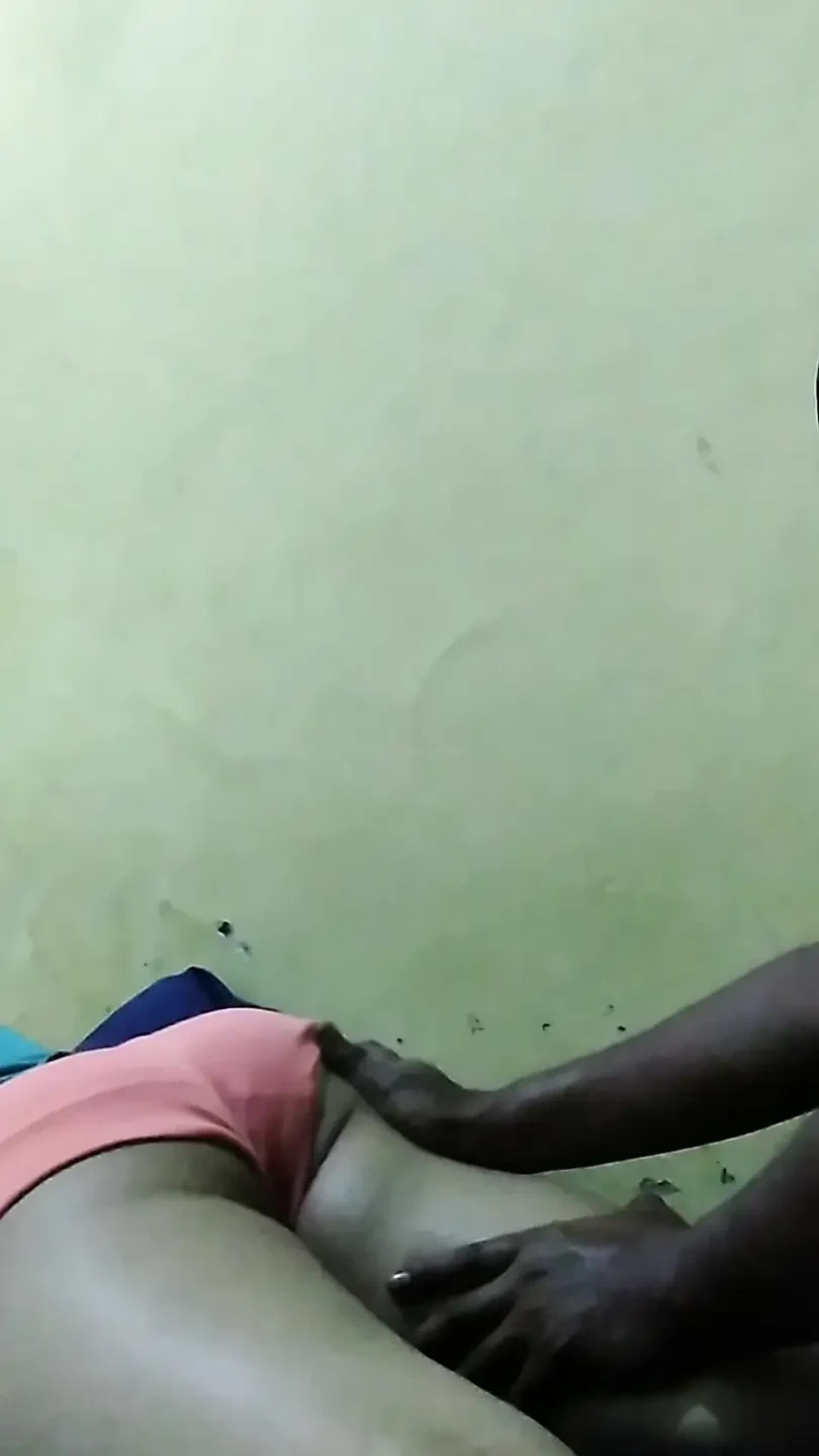 Ibu Rumah Tangga Yang Bernafsu