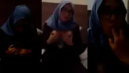 Jilboobs Mengocok Memek di Depan Suami