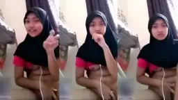 Ukhti Muda Mesum Video Call Sama Pacar