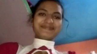 Video panas cewek toket montok nungging di ranjang