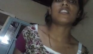 Video panas Jigyasa Parteti dalam adegan intim tanpa busana