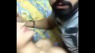 Gadis Seksi India yang Menggoda