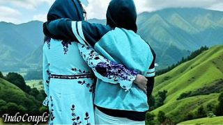 Istri berjilbab nakal selingkuh di ranjang saat suami asyik liburan di Bali bersama selingkuhannya, sampai puas menelan cairan panas kekasih gelap.