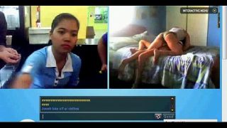 Gadis Indonesia Menggoda di Depan Webcam
