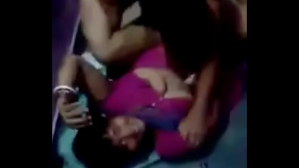 Bibi Desi yang Menggoda