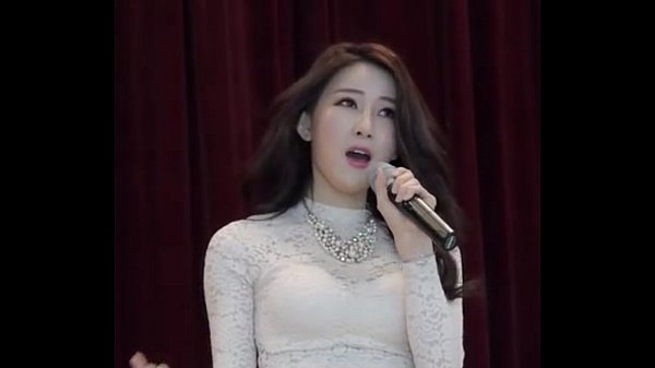 Gadis Seksi Korea yang Menggoda