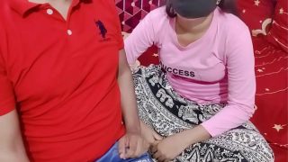भाभी की गर्म चुदाई का मज़ा लेते हुए स्टेप भाई का जबरदस्त अंदाज़