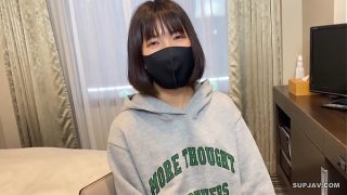 Gadis Asia yang Menggoda dengan Tubuh Sensual dan Nafsu yang Membara