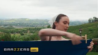 Hidup Istri Tradisional Hazel Moore / Brazzers / Masukkan Kode XVPROMO di Situs Resmi untuk Diskon
