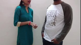 Adik Tiri Digoyang Ganas di Ranjang, Video Mesum HD Pasangan Horny dan Gadis Langsing