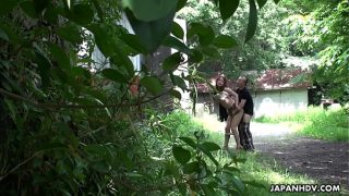 Mengusap basahnya di siang bolong