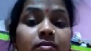 Kompi Selfie Telanjang Tante Desa yang Menggoda
