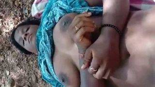 Tantangan Adivasi: Petualangan Liar di Ranah Sensual