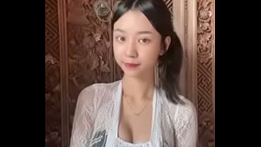 Sindi yang Menggoda