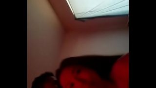 Gadis Oriental yang Menggoda dan Bergairah
