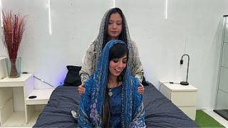 Malam Panas Bertiga dengan Dua Arab Montok, Payudara Besar dan Memek Ketat – Aaliyah Yasin dan Jade Presley