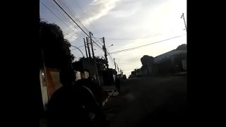 Lidi yang Menggoda dengan Langkahnya