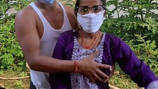 Desi gaya gaya ke chodai bhabhi pados wali ki
