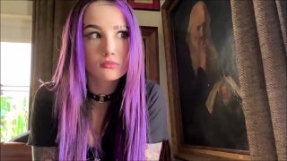 Gadis Goth Mengguyur Kontol Kakak Tiri dalam Terapi Keluarga – Valerica Steele dan Alex Adams