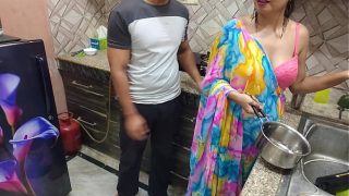 Bhabhi Mesum Digoyang Ganas Devar Pertama Kali di Dapur