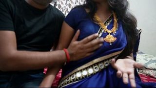 Desi bhabhi digebuki habis-habisan sama devar
