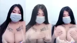 Yessi Tanjung Menggoda, Remasan Payudara Besar yang Menggairahkan
