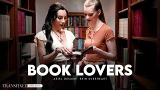 Buku Panas Pecinta Sastra: Erin Everheart dan Ariel Demure dalam Adegan Transfixed yang Menggoda