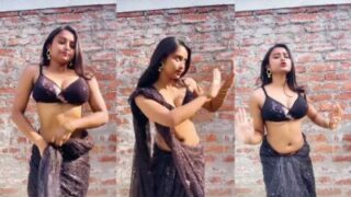 Desi cewek goyangin pantat panas biar views nambah