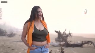 Pemotretan gadis desi seksi yang menggoda