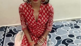 Desi gaon ki bhabhi ne parlour officer ki khuli chhut lete hue apni gaand marwai, Rishwat na dene ka badla