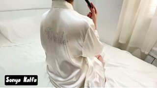 Pengantin Arab Bergoyang Pantat Besar Menggoda Ayah Tiri