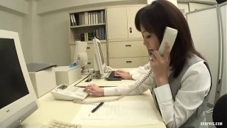 Mengisap Kontol di Kantor Jadi Cara Seru Buat Ngabisin Waktu