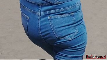 Bokep indo paling anyar – Nekat cari cewek liar di pantai, malah dapet bidadari seksi yang bikin nafsu.