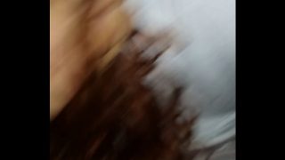Novinha loirinha dando de quatro e gemendo gostoso
