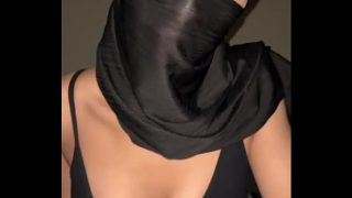 Tontotan paling bikin ngilu, susu Arab, Muslim, jilbab mekar siap bikin klepek-klepek