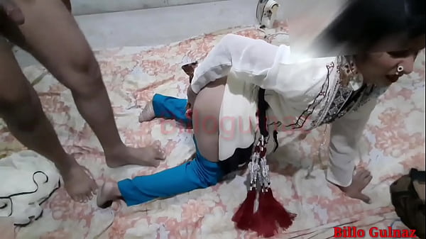 Pasangan Desa India Panas Bercinta, Video Desi Seksi dengan Audio Hindi