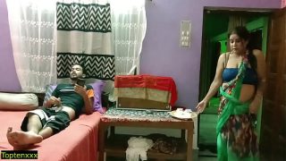 Gadis India panas bercinta dengan tante seksi, suara erotis menggoda!