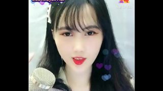 Sensasi Panas Live Streaming Cewek Asia di Uplive
