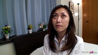 Ibu Tiri Jepang Dewasa Menggoda untuk Bercinta dan Diberi Isi dalam Film Porno JAV Tanpa Sensor
