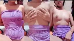 Siswi seksi pamer body bikin ngaceng, bikin pengen cubit-cubit