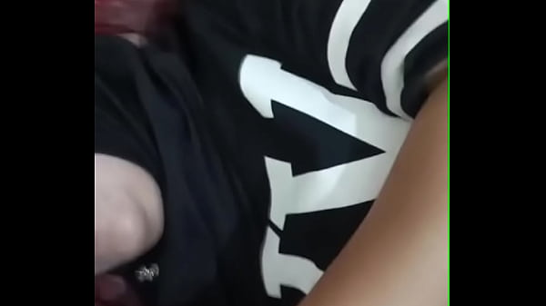 Bokep indo ngentot cewek jilbab di kontrakan, memek basah minta digenjot