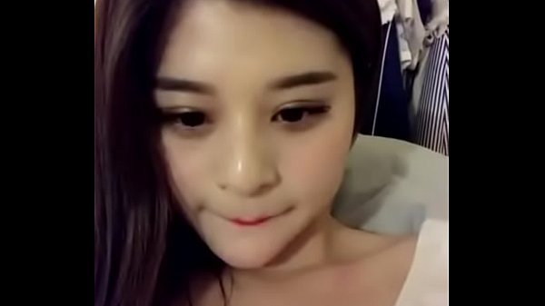 Cewek China colong colongan kamera, bikin gregetan sampe ngilu.