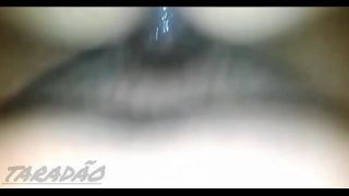 Mukena melorot, bokong montok goyang-goyang kena rol.