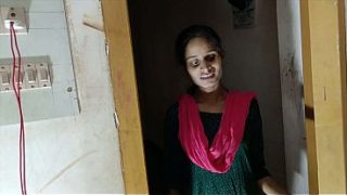 Sauteli behen ne apni chut ki pyas apne bhai se bujhai, garam ras se naha diya