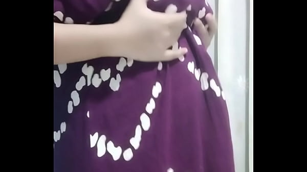 Bu Guru hijab pamer kontol basah