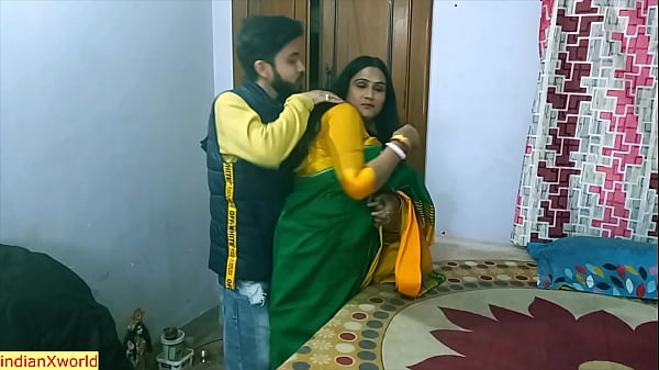 Cewek India ABG lagi ngewe sama temen-temennya, video hot webseries pake bahasa Hindi jelas keliatan semua.