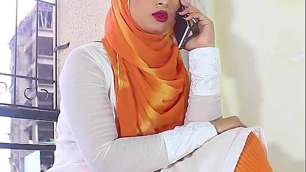 Salma cewek muslimah nakal ngentot temen pake bahasa hindi suara mesum