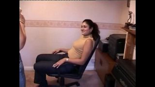 Cewek India Malvina sama Lisa Inggris, Jilat-Jilat Memek Bareng Part 3